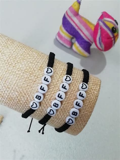 3 pulseras Continuara.org