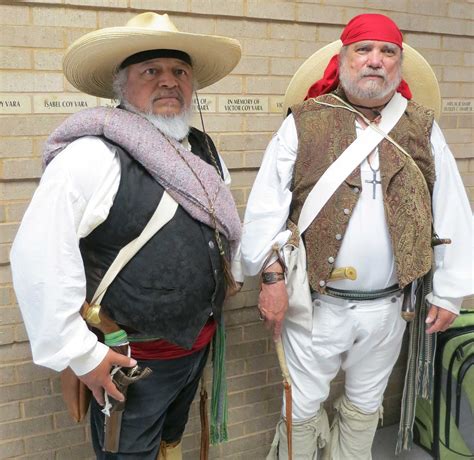 3 tejanos Continuara.org