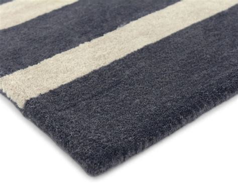 Alfombra rayas Continuara.org