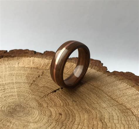 Anillo madera disenado Continuara.org