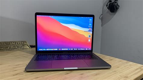 Apple macbook pro Continuara.org
