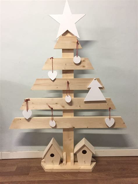 Arbol navidad madera Continuara.org