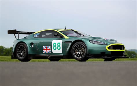 Aston martin dbr9 Continuara.org