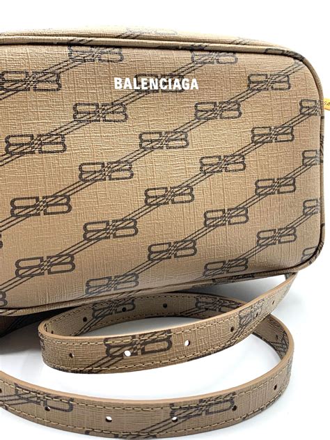 Bandolera balenciaga Continuara.org