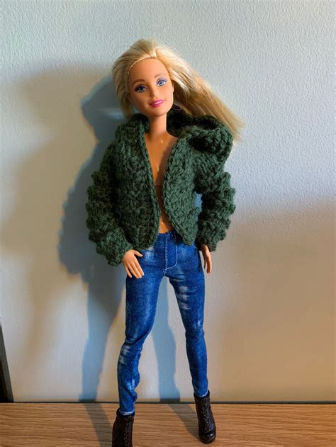 Barbie chaqueta camuflaje Continuara.org