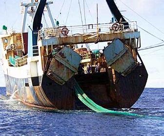 Barco arrastre Continuara.org