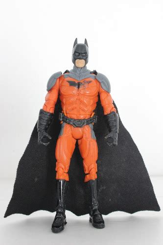 Batman naranja arnes Continuara.org