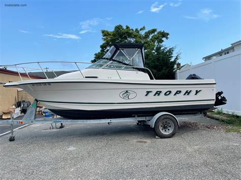 Bayliner trophy Continuara.org