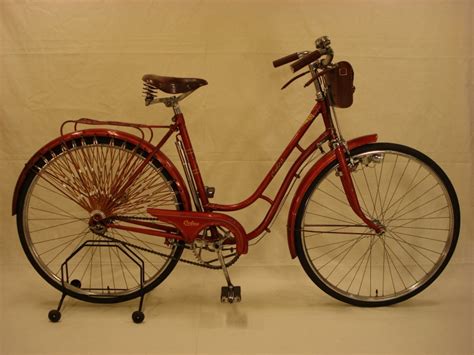 Bicicleta antigua clasica Continuara.org