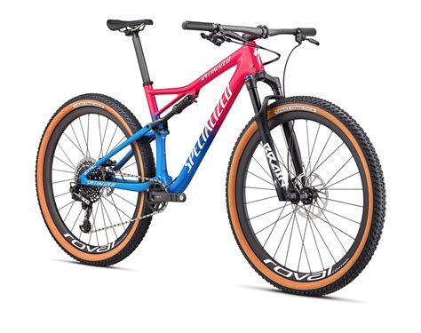 Bicicleta full carbon Continuara.org