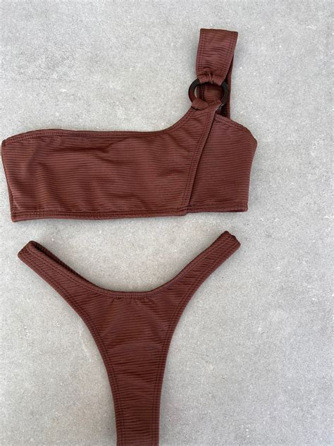Bikini marron negro Continuara.org