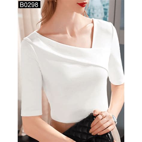Blusa cuello asimetrico Continuara.org