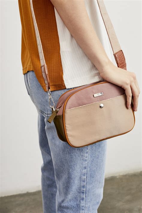 Bolso combinado Continuara.org