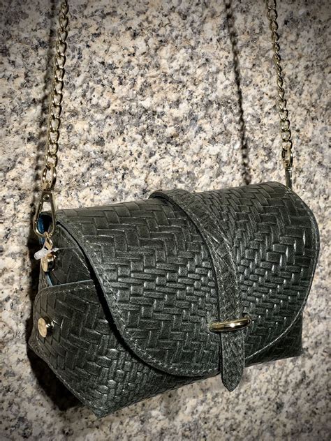 Bolso piel labrada Continuara.org