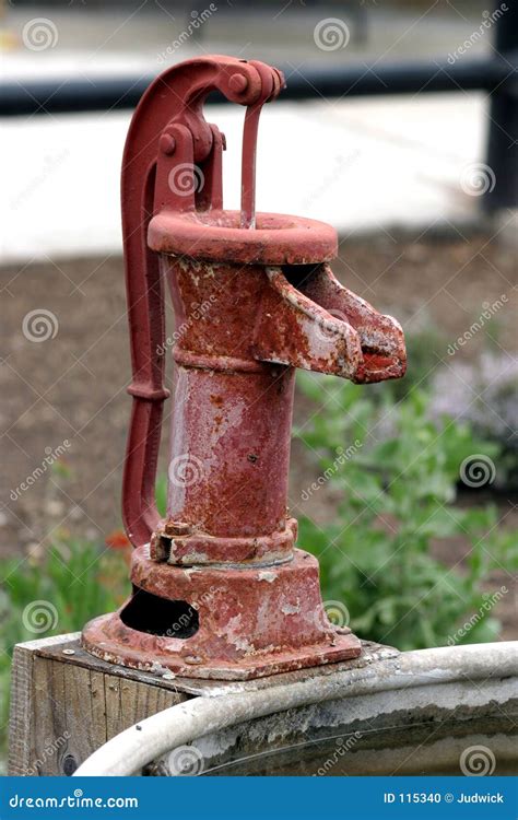 Bomba agua antigua Continuara.org