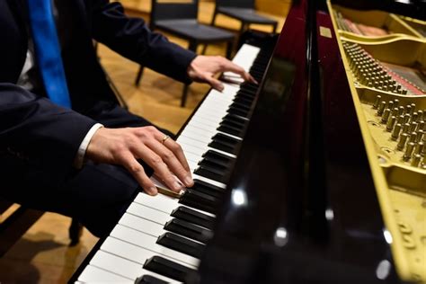 Bonita pieza piano Continuara.org