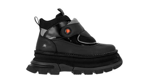 Botas art Continuara.org