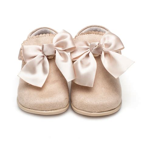 Botas bebe nina Continuara.org