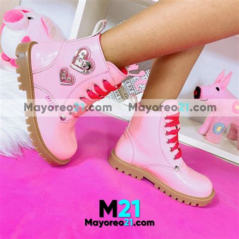 Botas charol nina Continuara.org