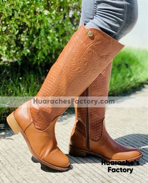 Botas diseno piel Continuara.org