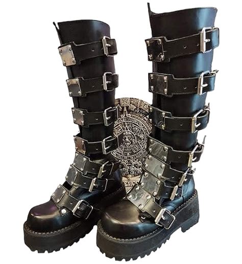 Botas goticas Continuara.org
