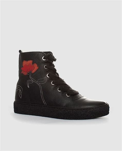 Botas mamatayoe Continuara.org