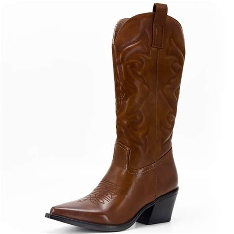 Botas marrones cuero Continuara.org