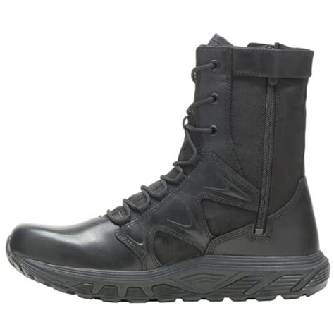 Botas negras inside Continuara.org