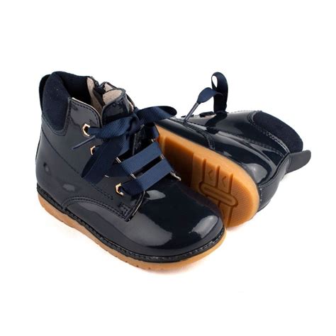 Botas nin@ Continuara.org