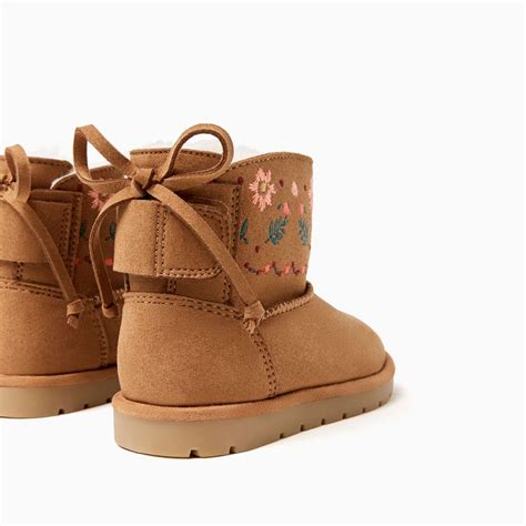 Botas nina zara Continuara.org
