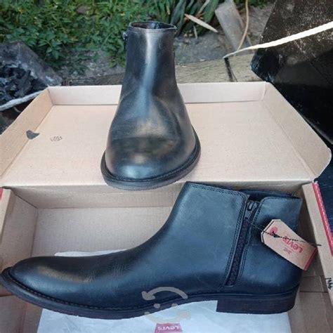 Botas piel nuevas Continuara.org