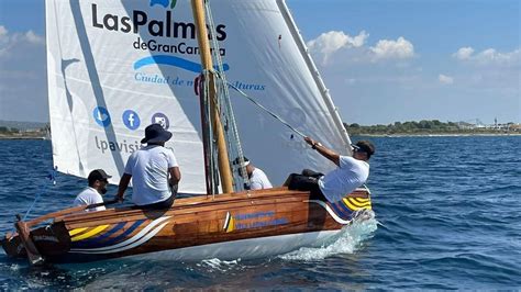 Bote vela latina Continuara.org