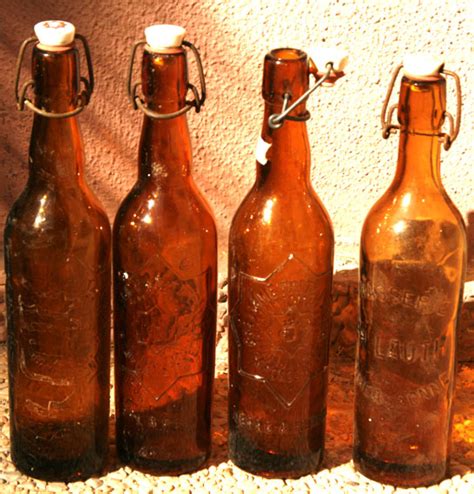 Botellas antiguas cerveza Continuara.org