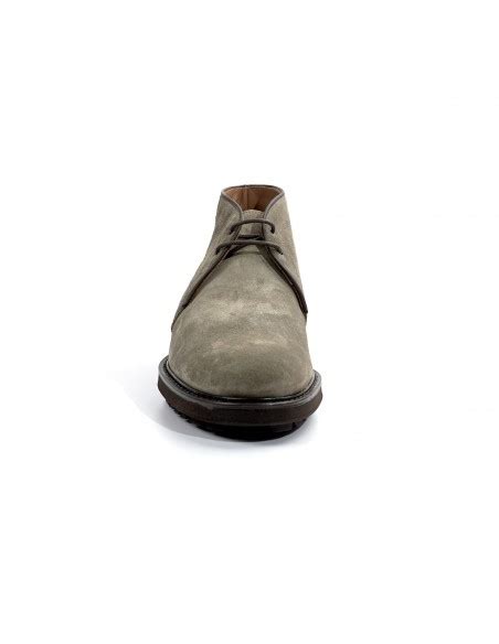 Botin ante gris Continuara.org