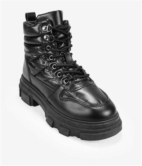 Botines deportivos negros Continuara.org