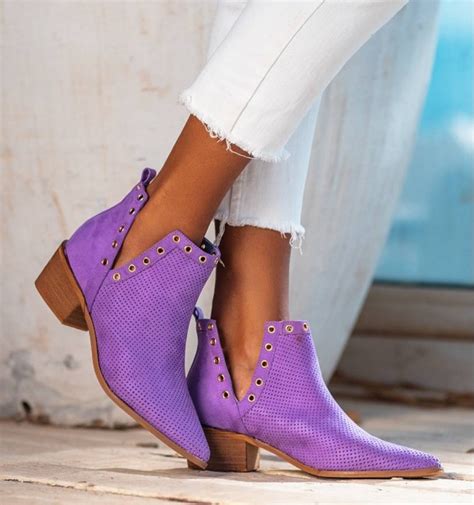 Botines morados Continuara.org