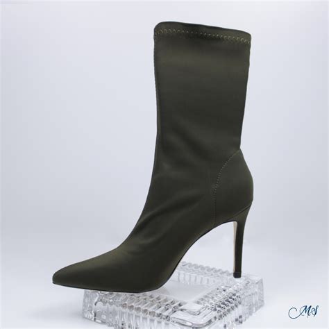 Botines verde Continuara.org