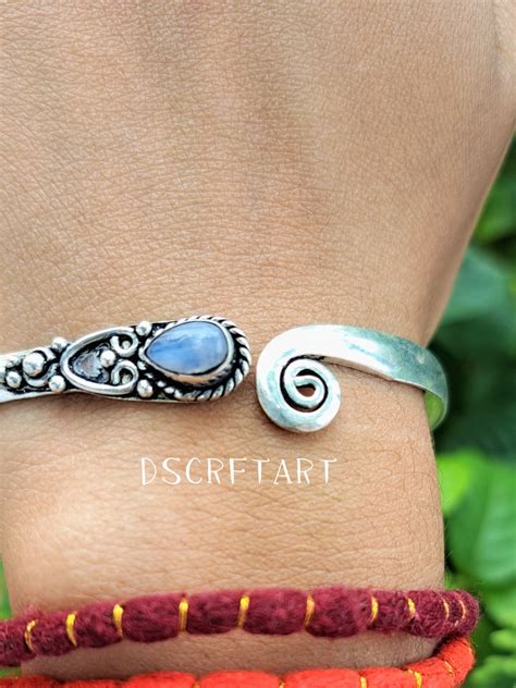 Brazalete piedra luna Continuara.org