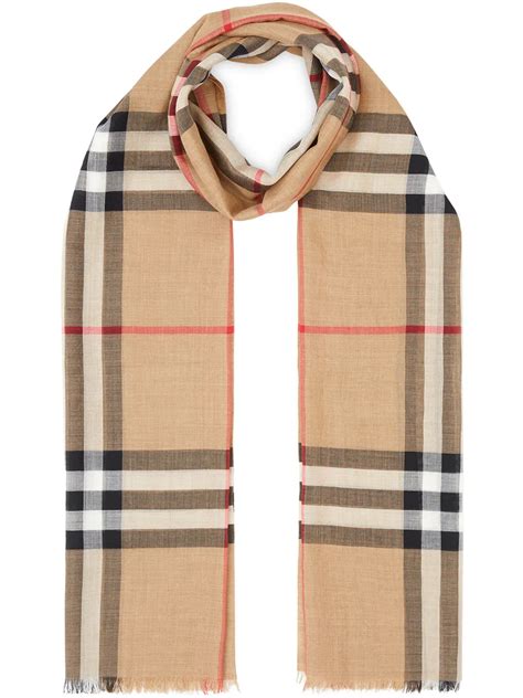 Bufanda burberry Continuara.org