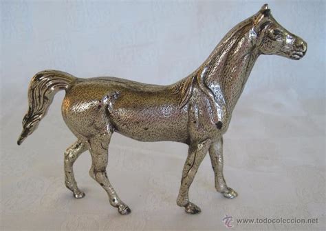 Caballos metal pequenos Continuara.org