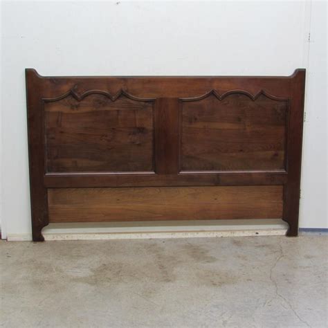 Cabecero antiguo madera Continuara.org