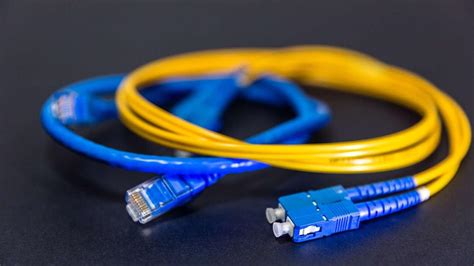 Cable fibra conexiones Continuara.org
