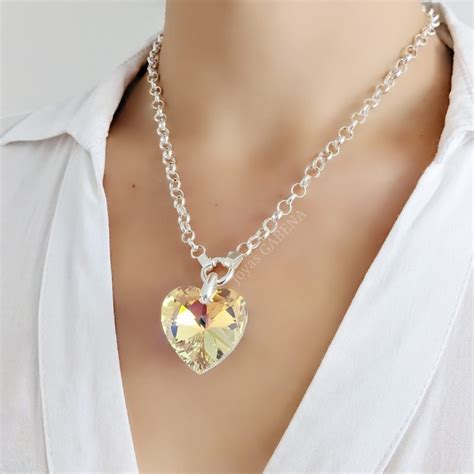 Cadena swarovski Continuara.org