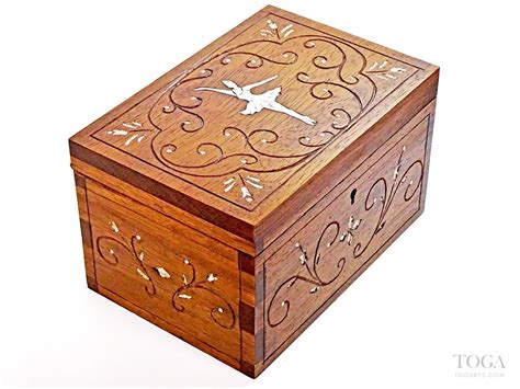 Caja artesanal madera Continuara.org