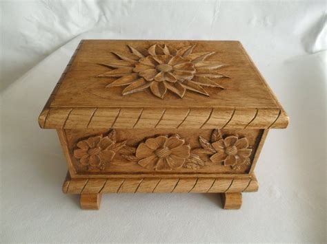 Caja madera castano Continuara.org