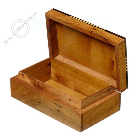 Caja madera tuya Continuara.org