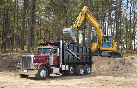 Camion volquete excavadora Continuara.org