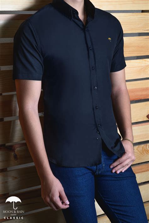 Camisa corta negra Continuara.org