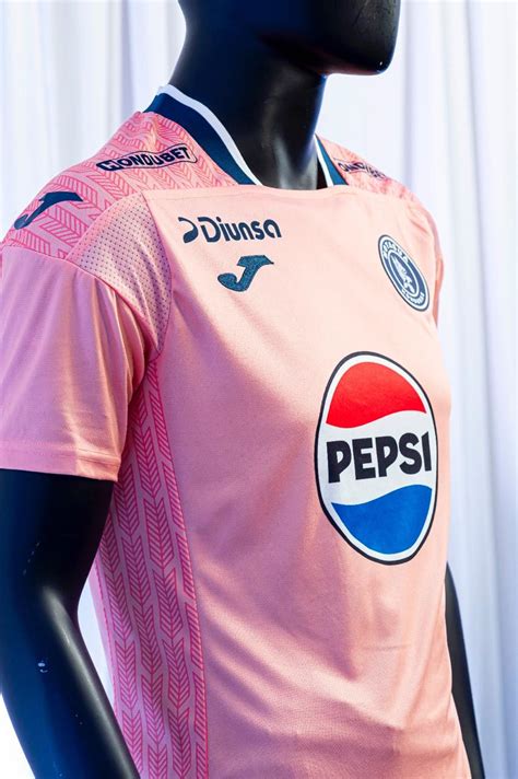 Camisas totalmente nuevas Continuara.org