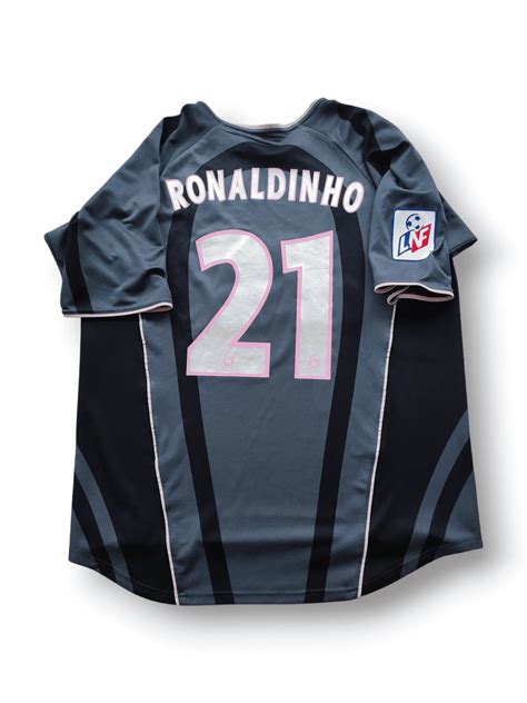 Camiseta ronaldinho xl Continuara.org